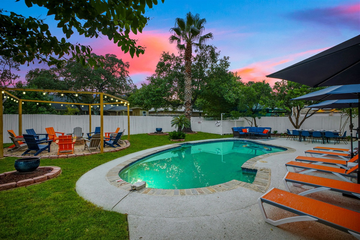 Your private backyard oasis combines comfort, style, and plenty of space for the whole group.