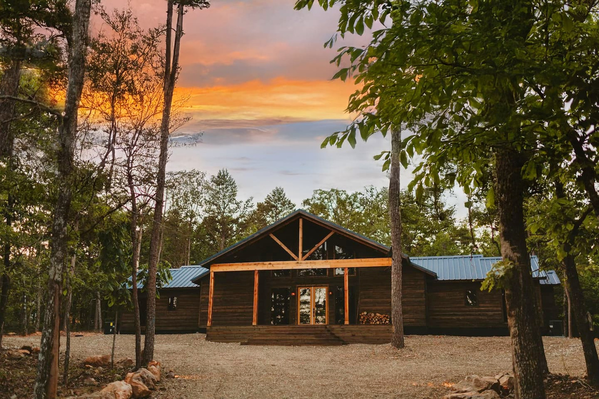 El Secreto cabin, where tranquility meets adventure.
