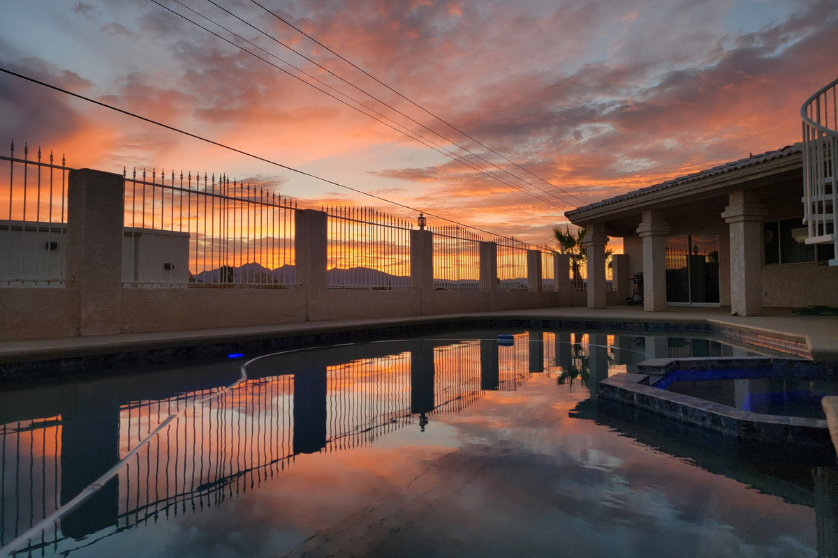 Sunset pool settings