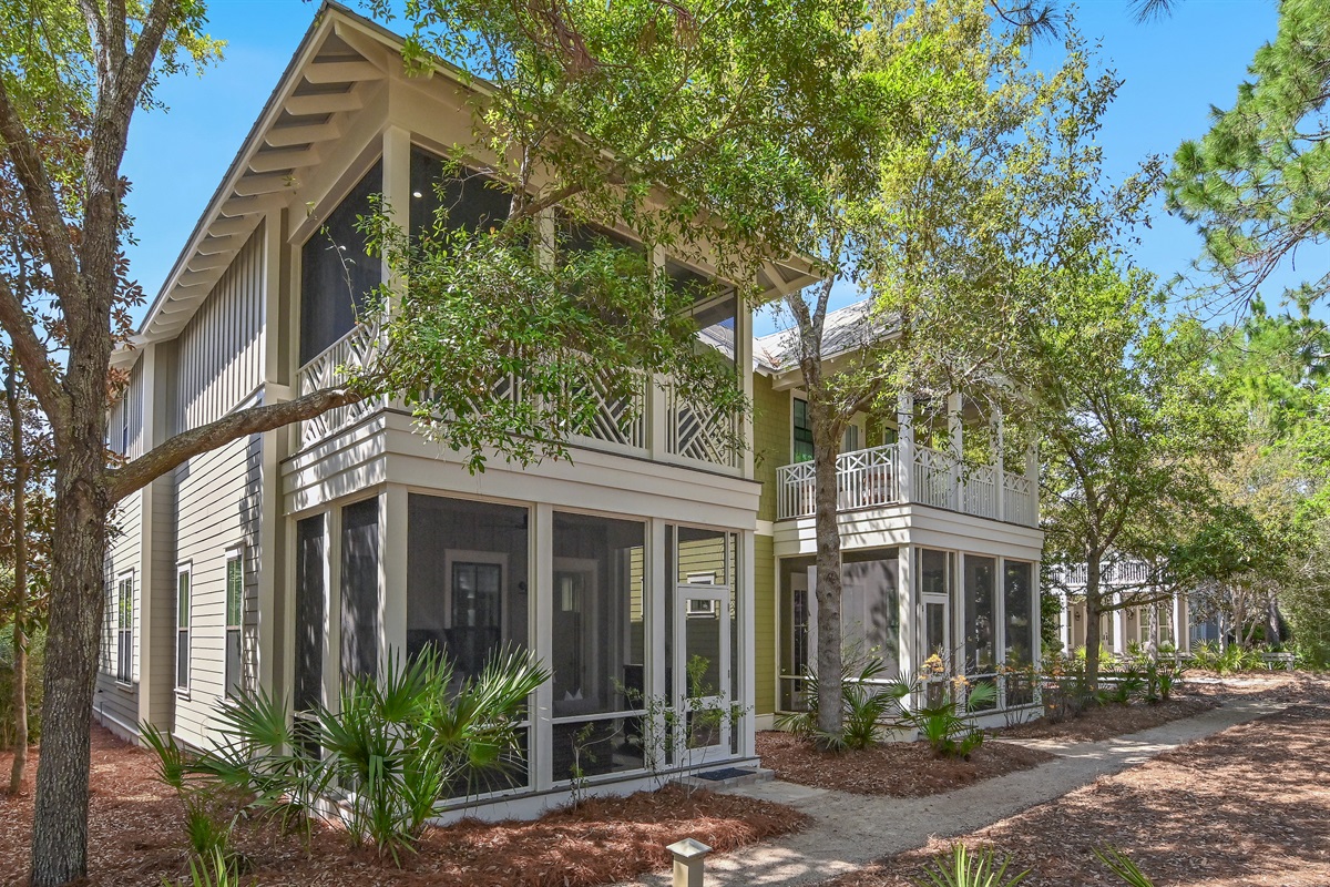 Welcome to Pocketful of Sunshine &mdash; a WaterColor retreat with Beach Club access and a 6-passenger golf cart included.