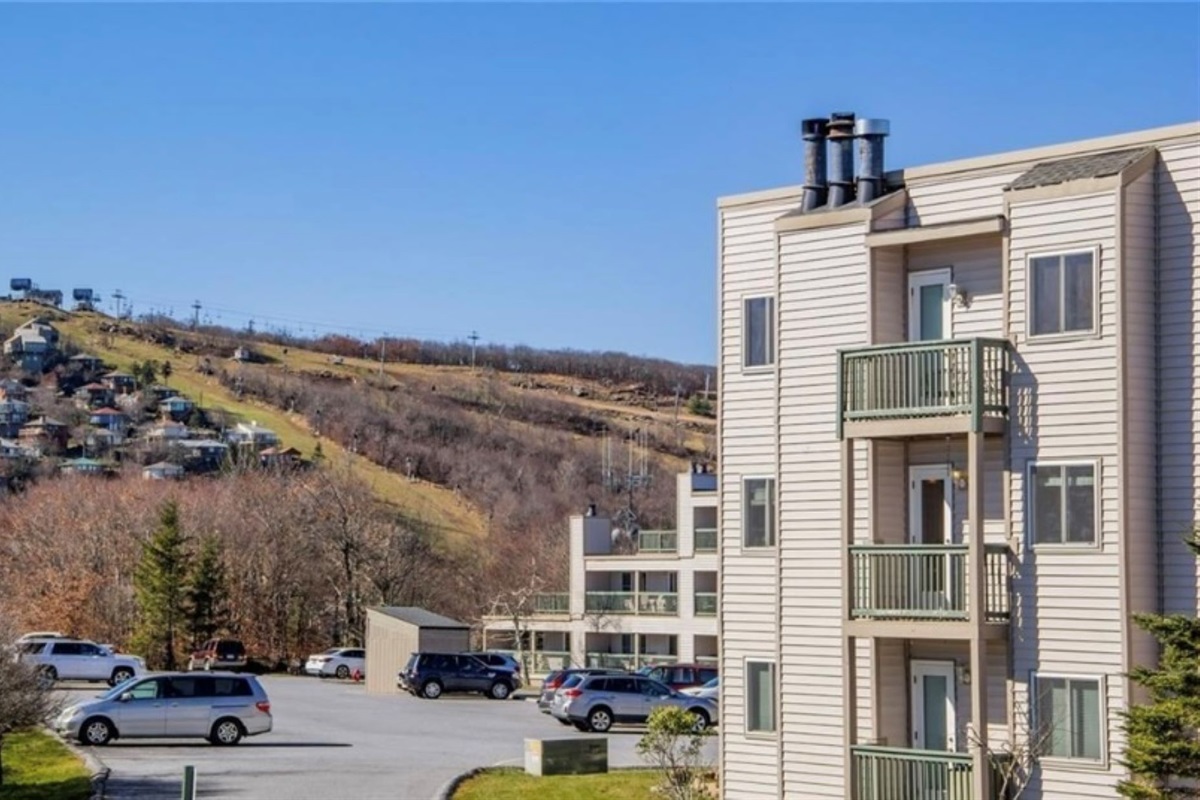 Close proximity to the slopes