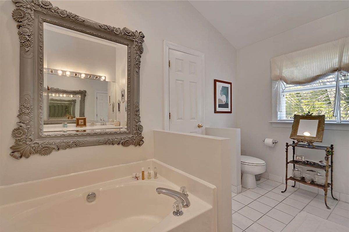 Master Bathroom (Full Ensuite)