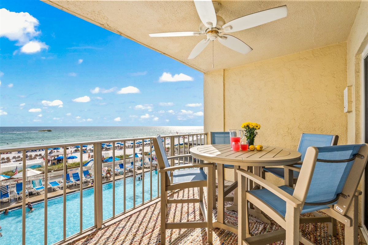 Dine outdoors with the best views on Panama City Beach.