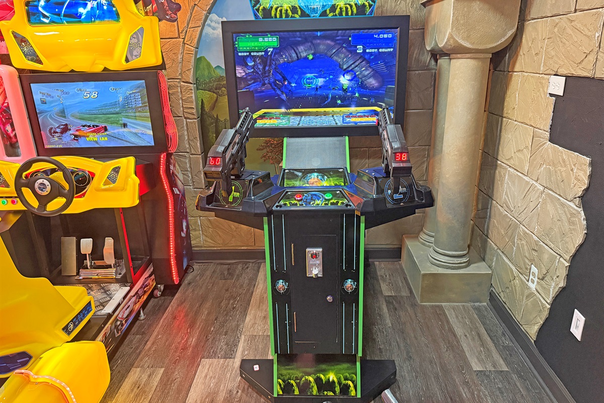 Play Aliens Exterminator (Arcade Game-FREE To Play)