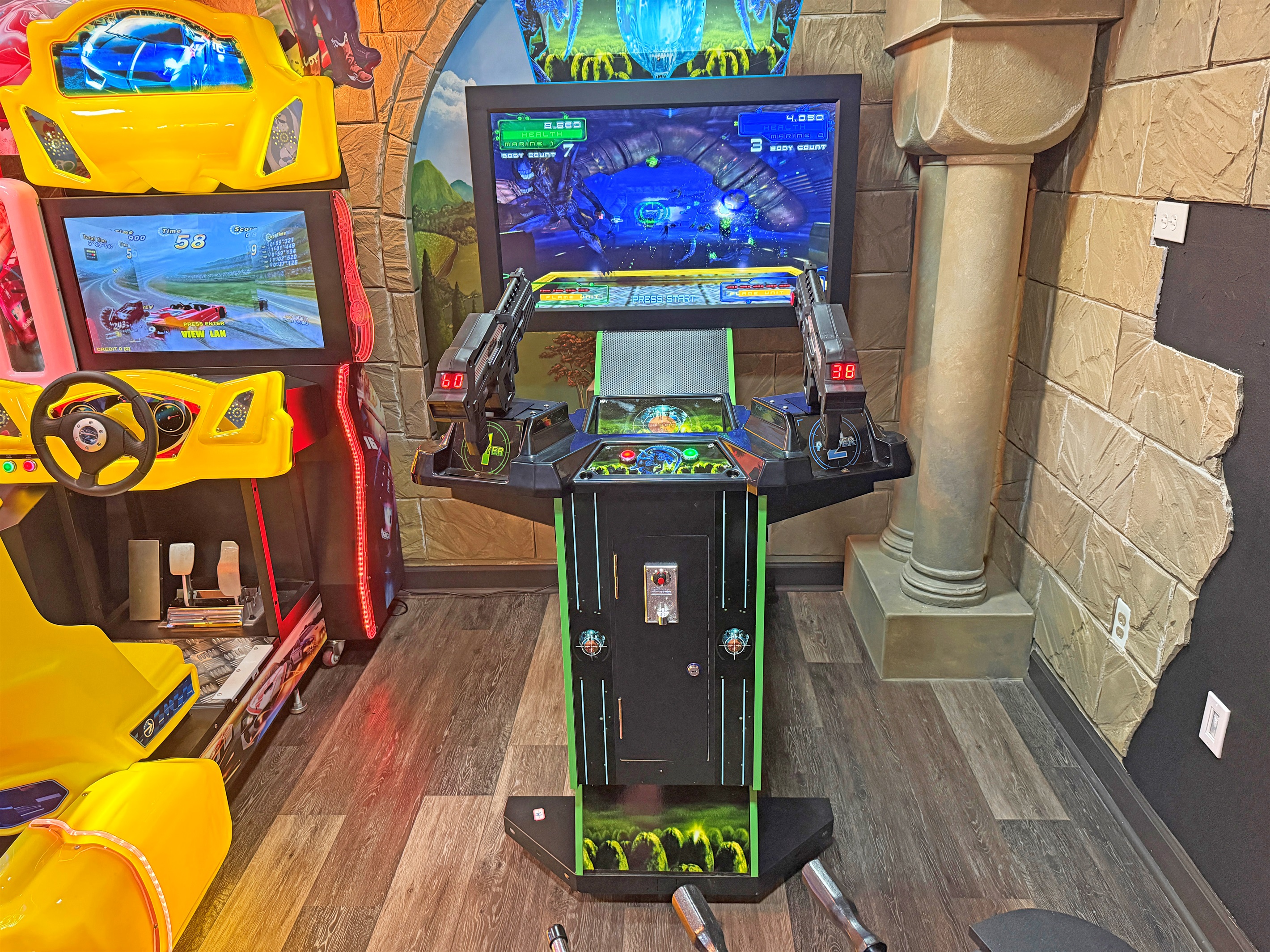 Play Aliens Exterminator (Arcade Game-FREE To Play)
