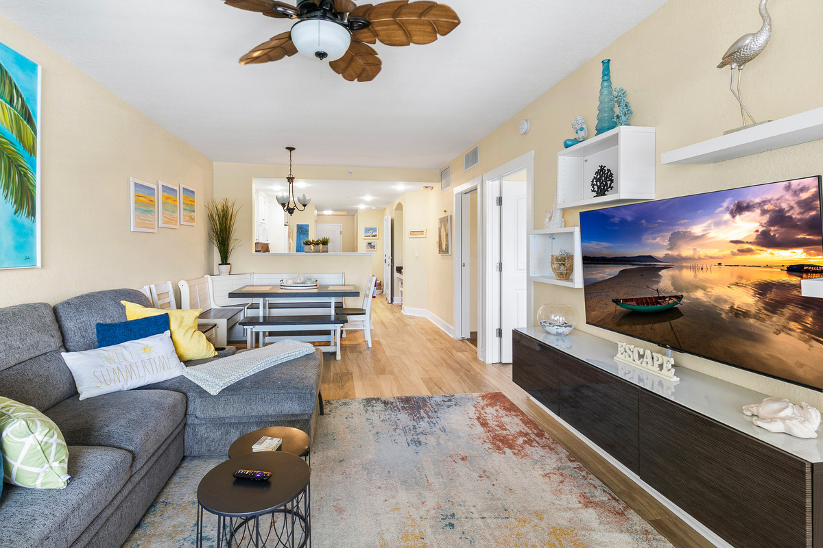 Living room overlooks the back balcony and the Gulf of Mexico/America!