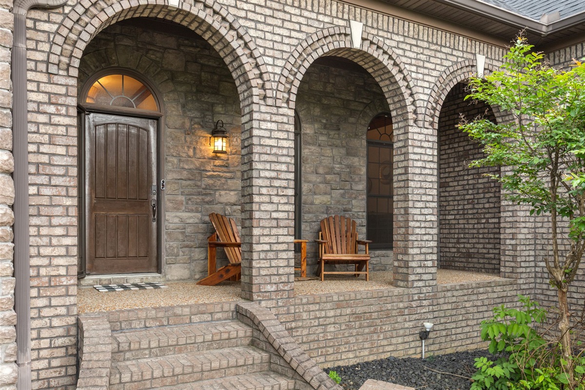 Welcome to Luxury here in Mt Juliet!