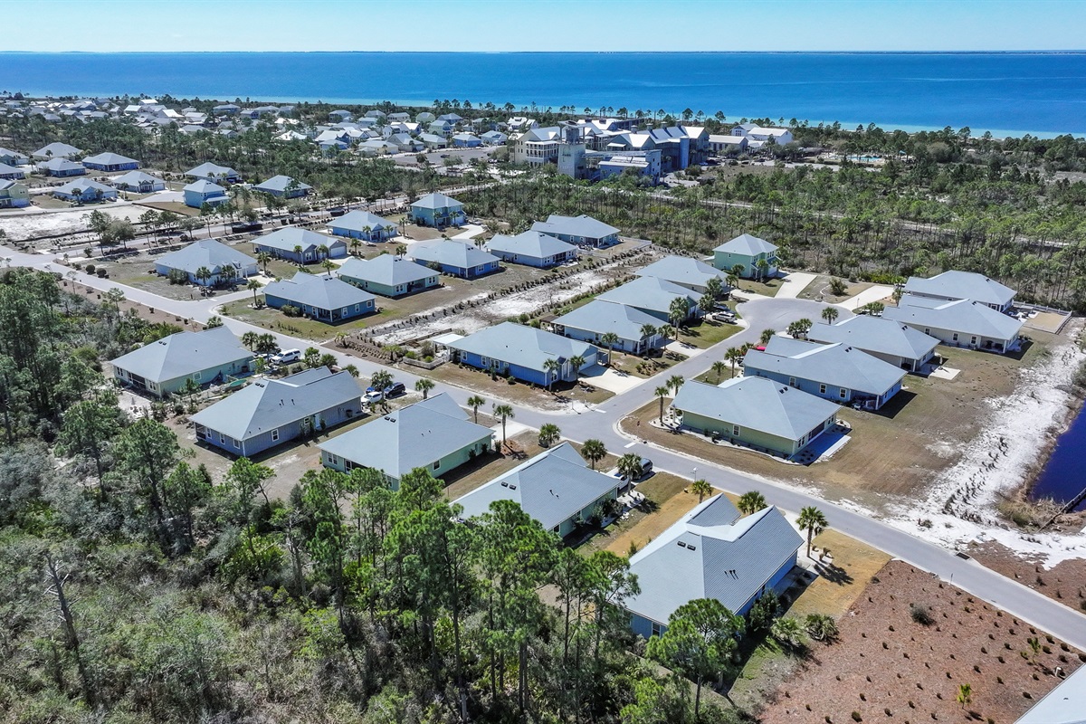 Conveniently located within walking or golf cart distance to the town center, pool, playground, and beach.
