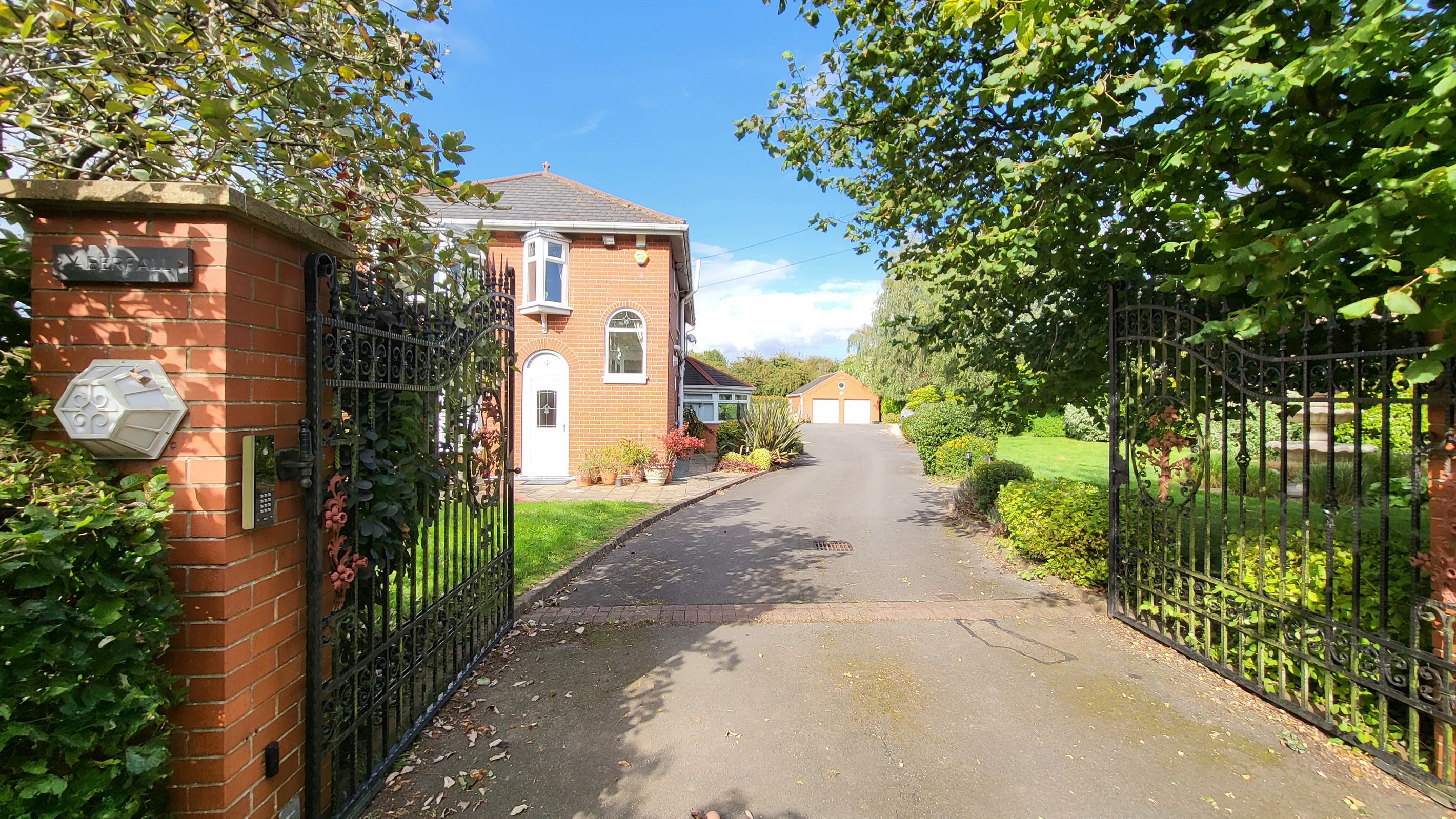Private Gated Fenced Grounds