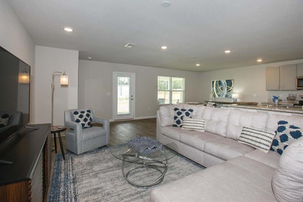 Easy Living House