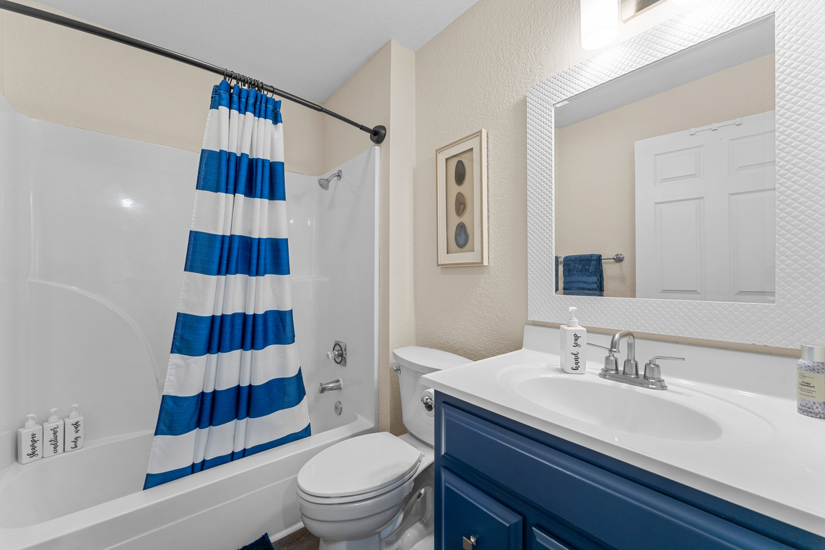 Full Bathroom