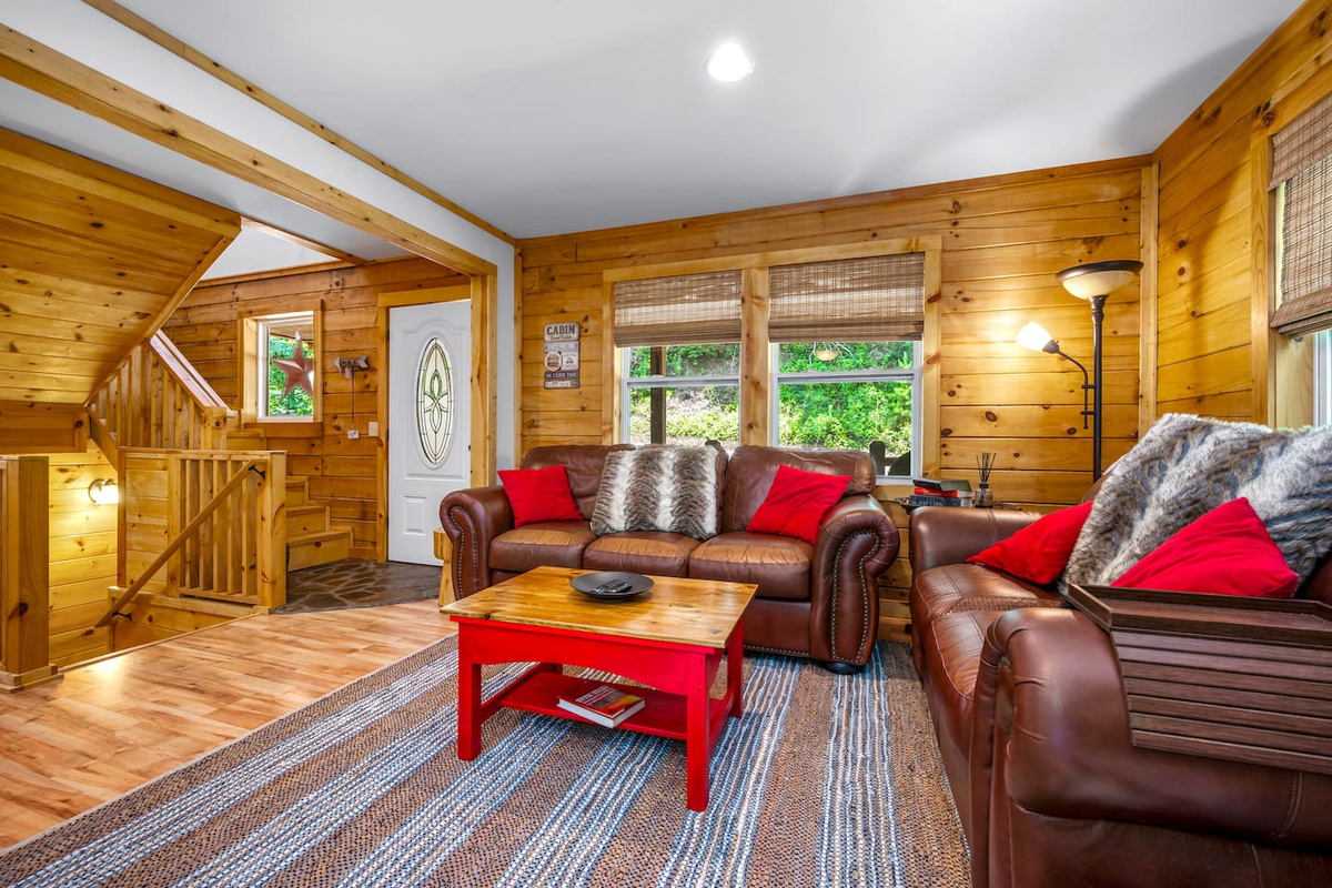 Main area of the cabin