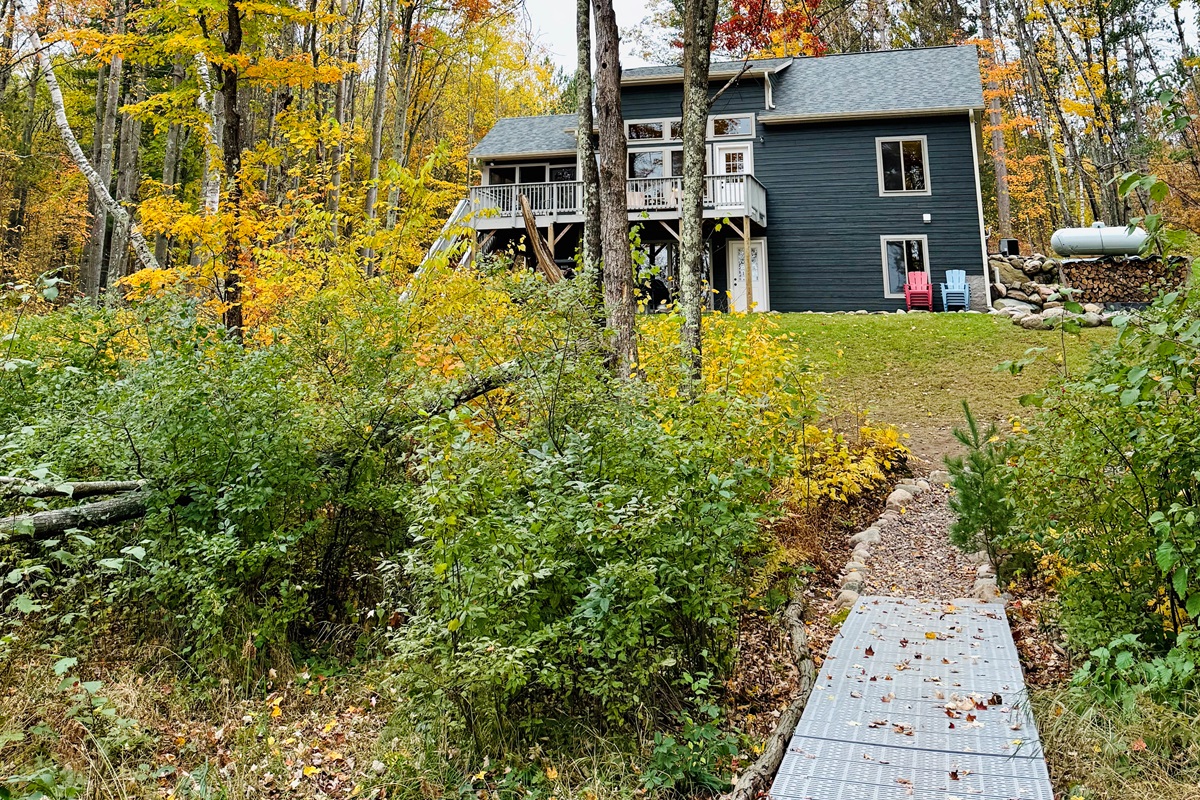 Welcome to Little Sand Lodge!