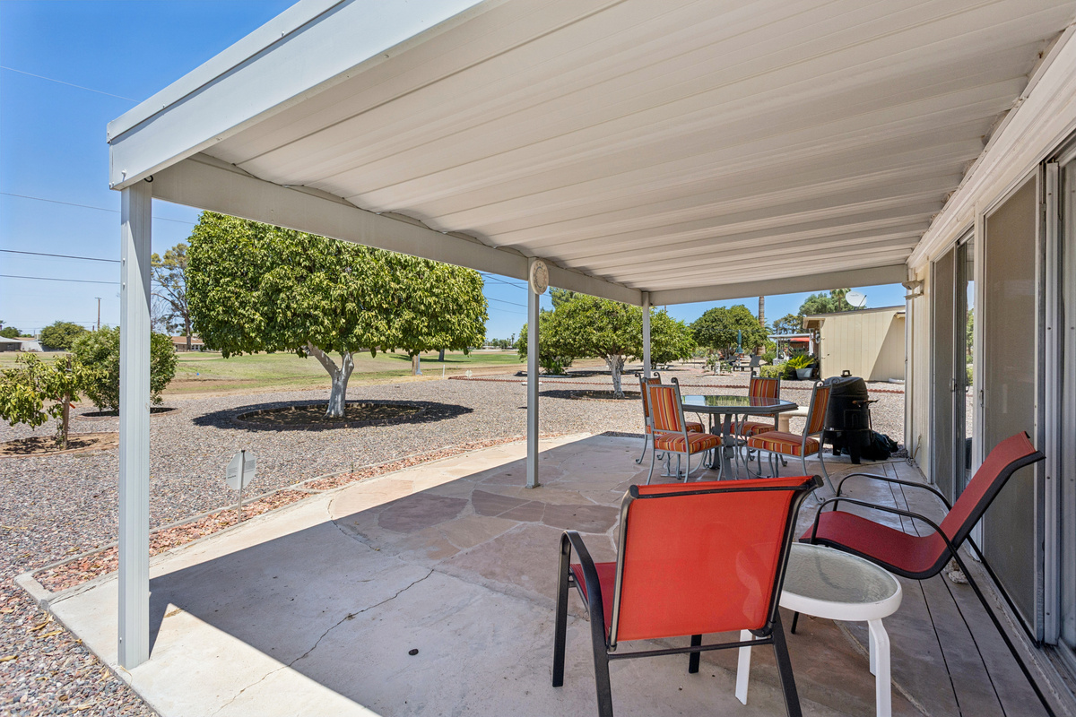 Classic Sun City Retreat | 2BR/1BA | Quiet Neighborhood — Classic Sun City Retreat | 2BR/1BA | Quiet Neighborhood, Sun City, Arizona — photo 26