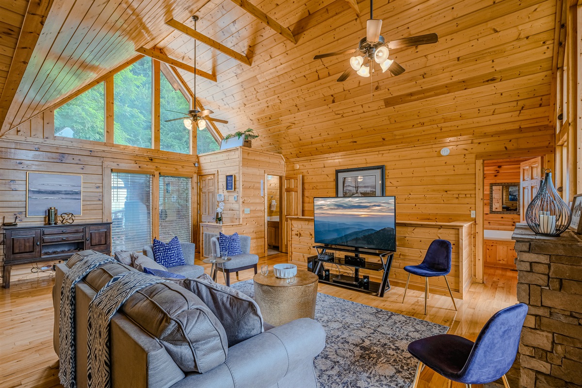 Unwind in the tranquil living room after a day out in the beautiful Smoky Mountains