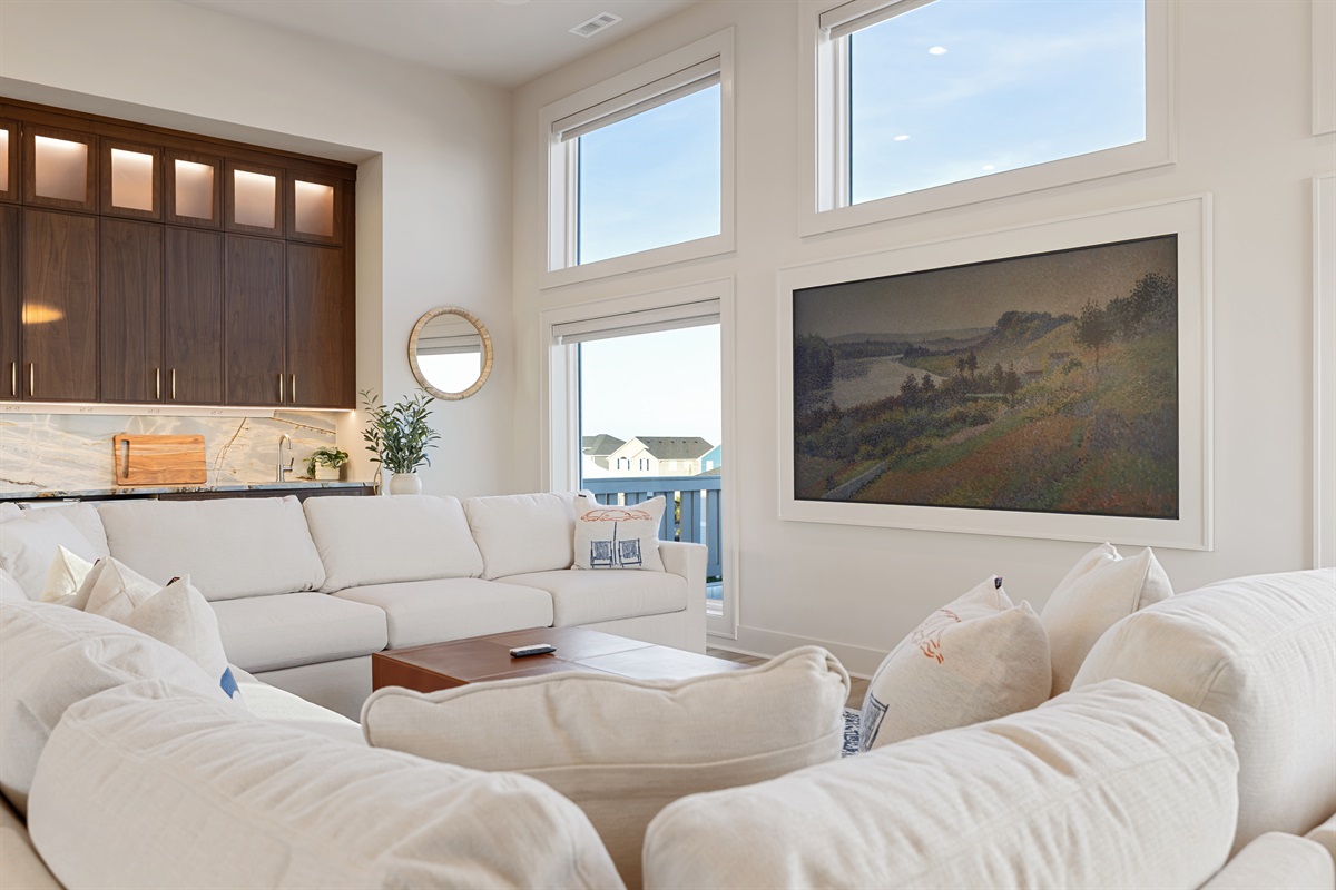 Room for everyone to enjoy a movie or game night