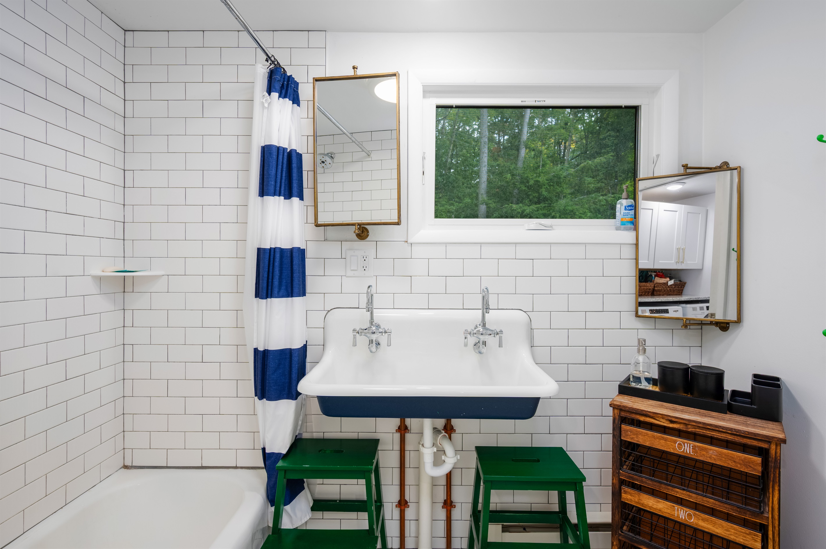 Double Vanity for Stress-Free Mornings