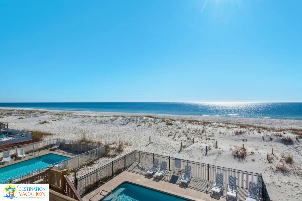 A breathtaking coastal horizon awaits every morning.