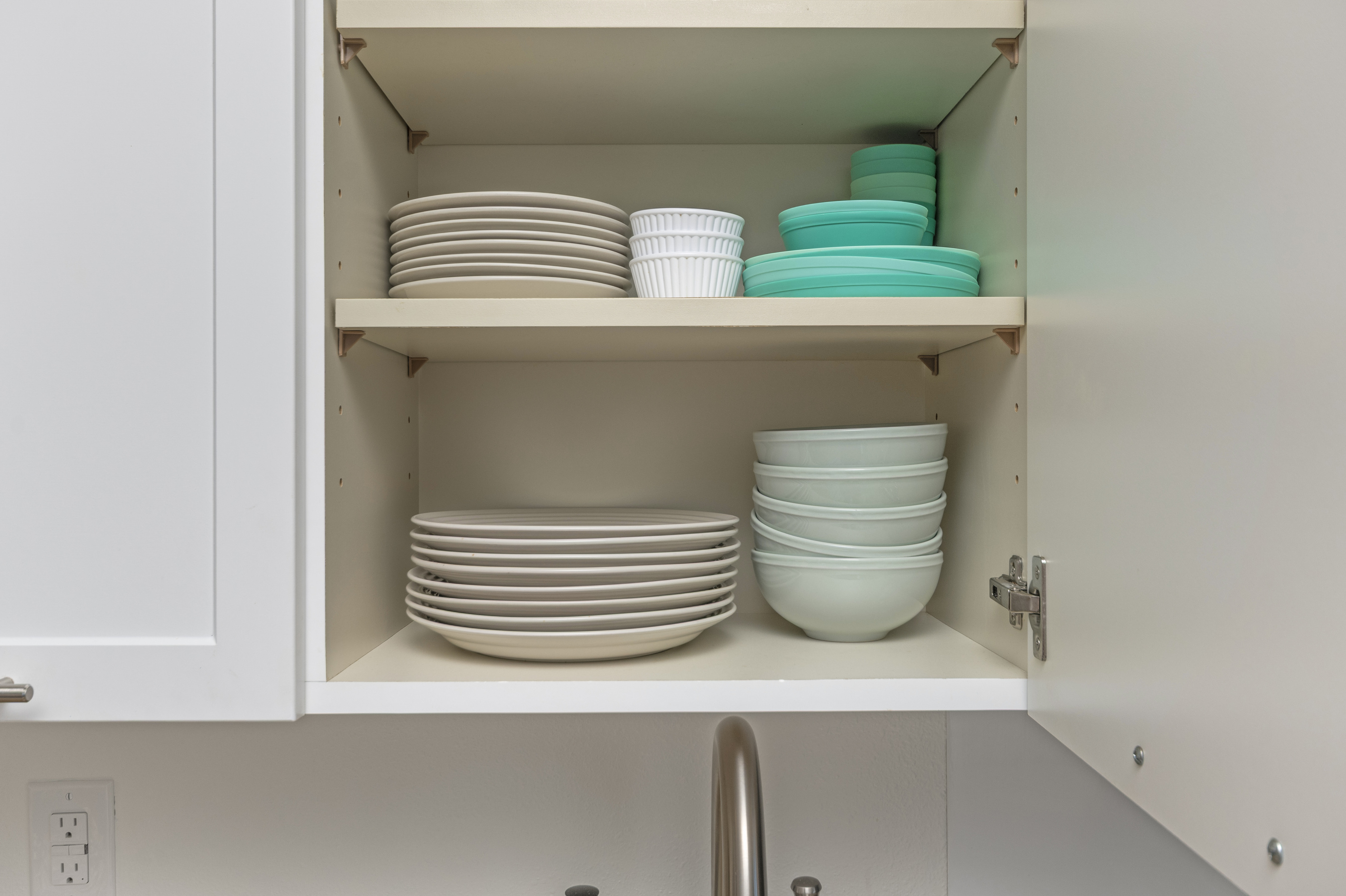 Dishes for everyone. 
