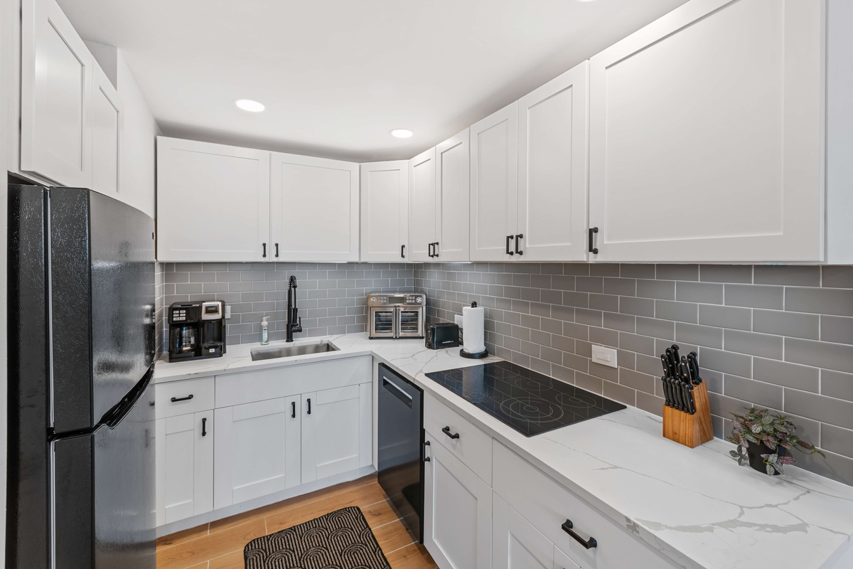 Make all your meals right in your own remodeled kitchen. There is even an Emeril Lagasse air fryer!