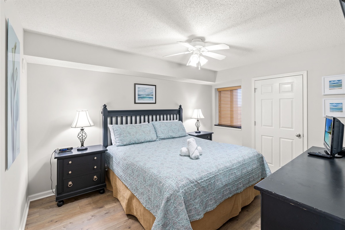 King in 2nd Bedroom with ensuite