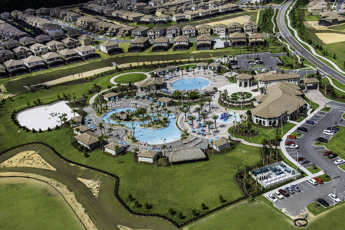 The Oasis At ChampionsGate-2 Pools-Lazy River-Clubhouse-Cabanas w/ A/C