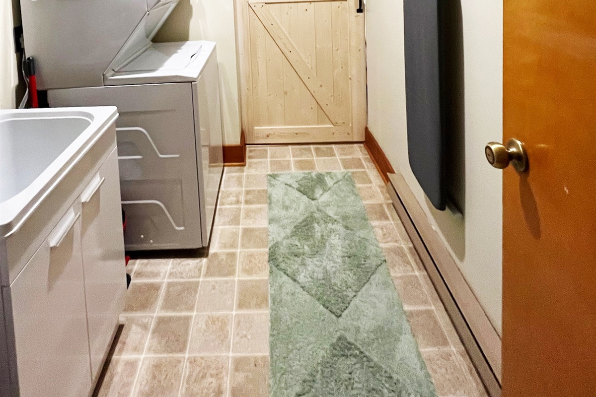 Laundry Room & Bunk Bedroom Entrance