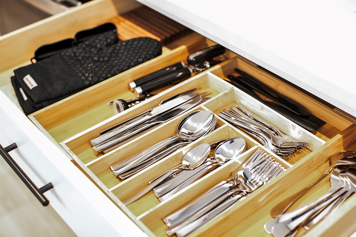 Fully Stocked Kitchen