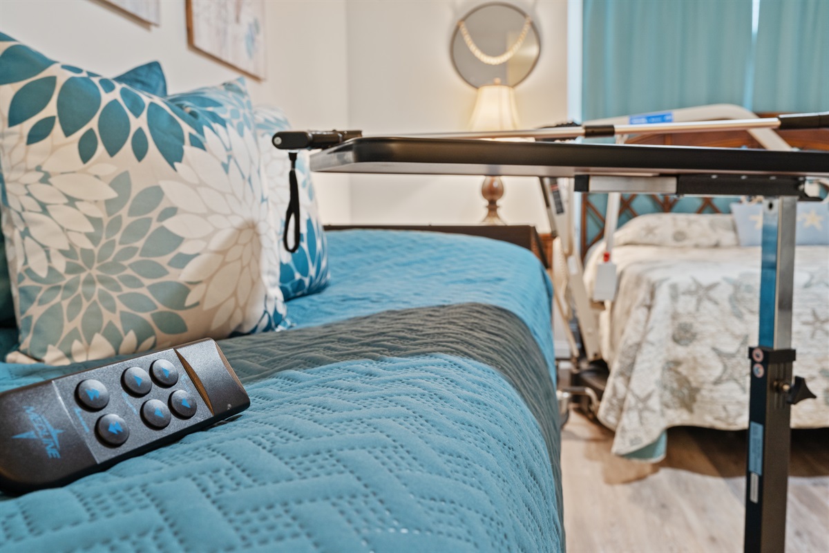 "Hospital style" adjustable bed with all accessories 