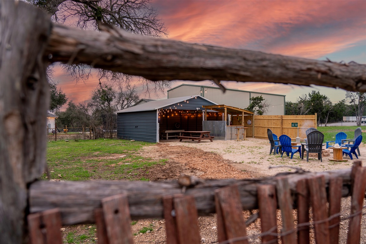 Evenings at the fire pit—Texas stars and cozy nights await