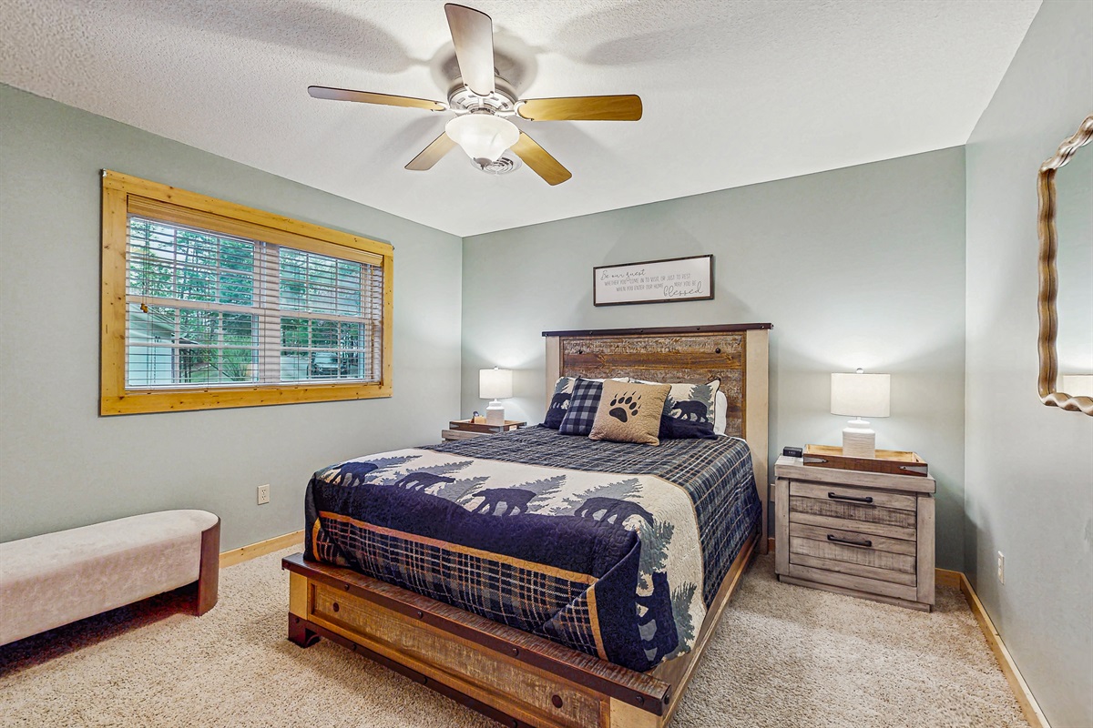 Upstairs kingbed room