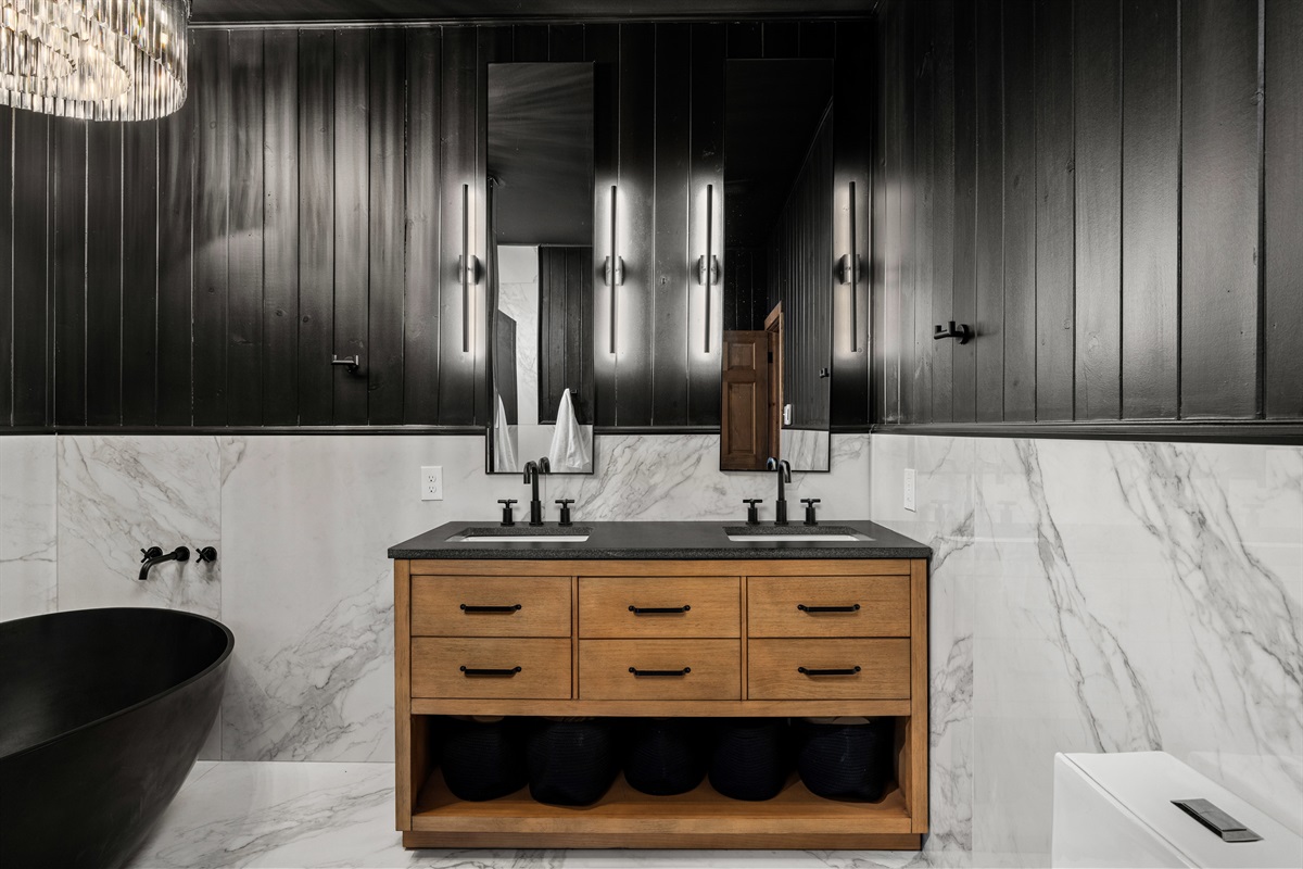 Luxury Bathroom Retreat: Elegant dual sinks and a freestanding tub for ultimate relaxation!