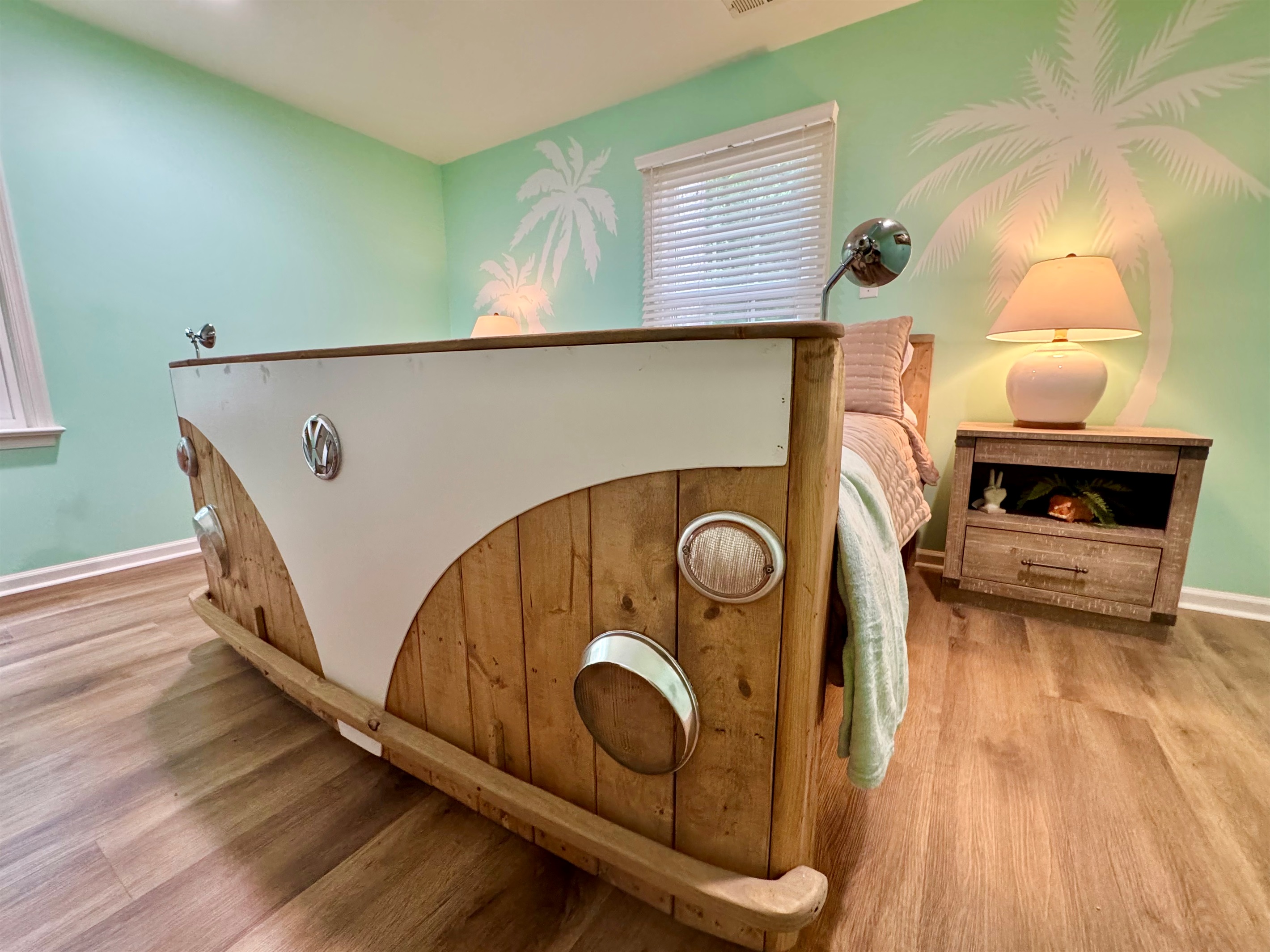 King bed