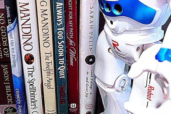 Howie SHOG requires his Innkeepers to read positive books. 