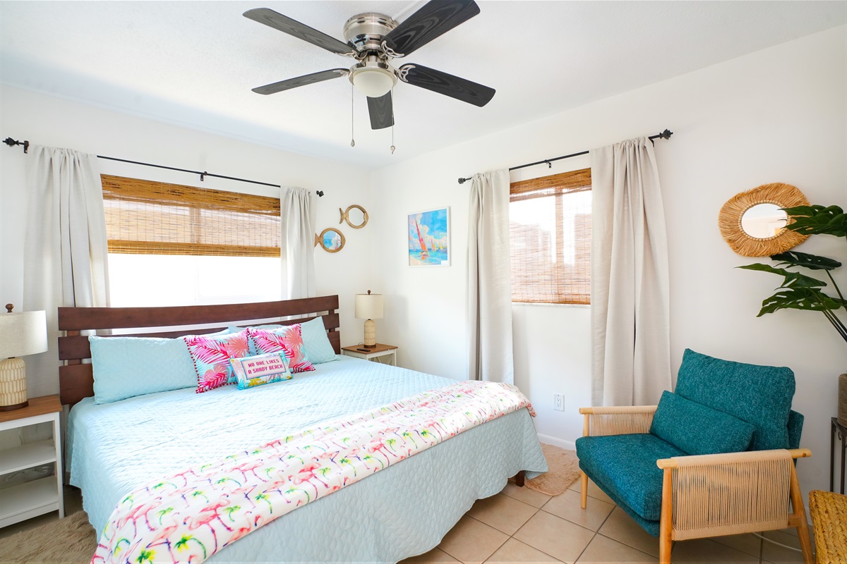 Flamingo Escape Bedroom 2