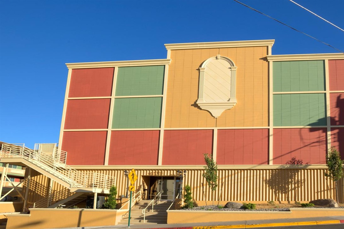 Legacy Vacation Club Reno Studio Suite, SUNDAY CheckIn Discountlodging