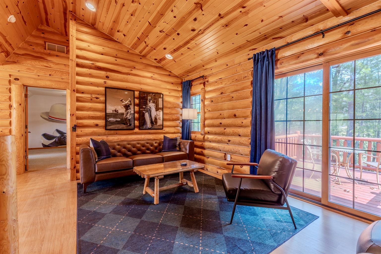 Upstairs loft area to hang out in with smart TV & outdoor patio.