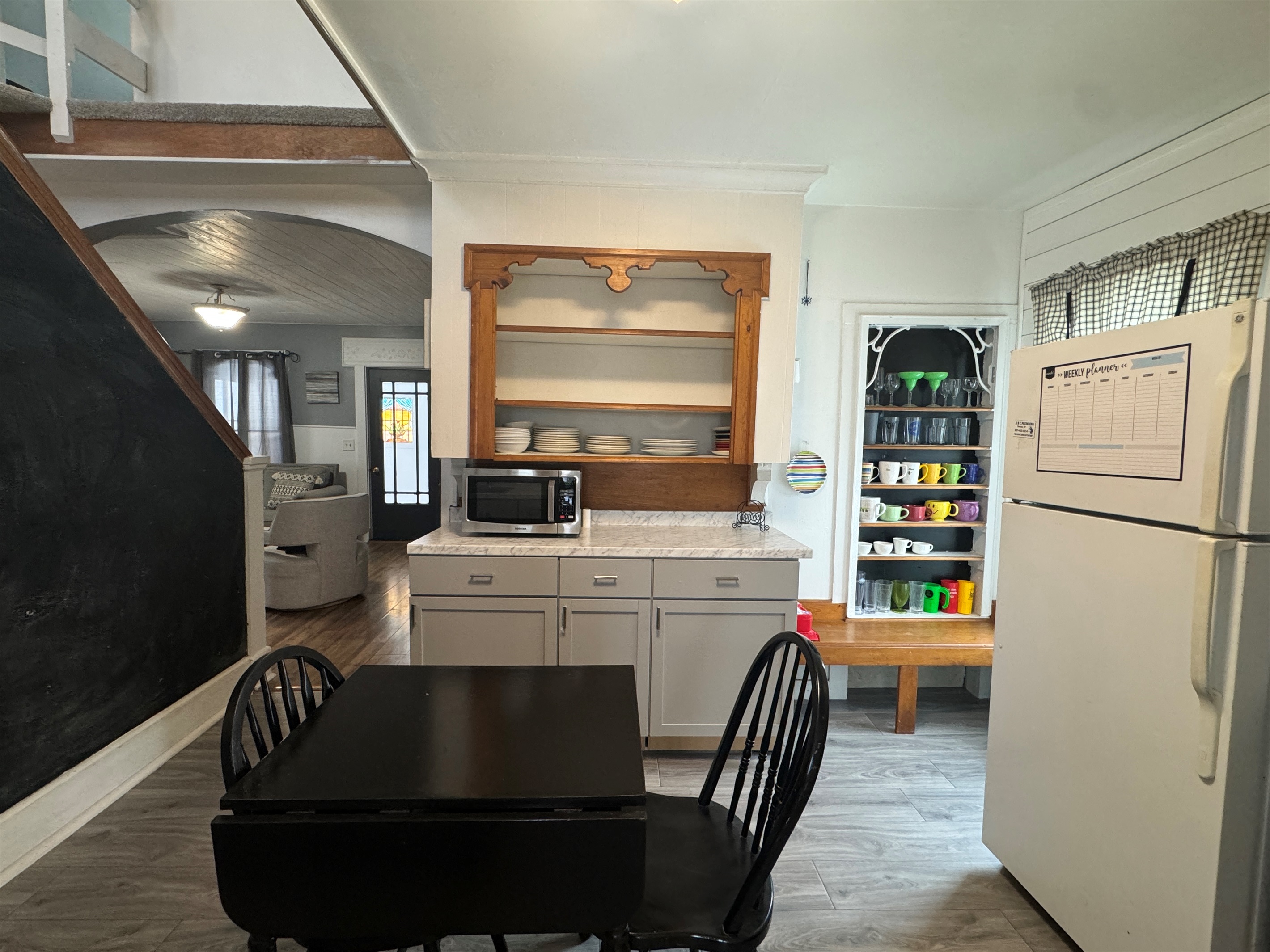 Eat-in Kitchen