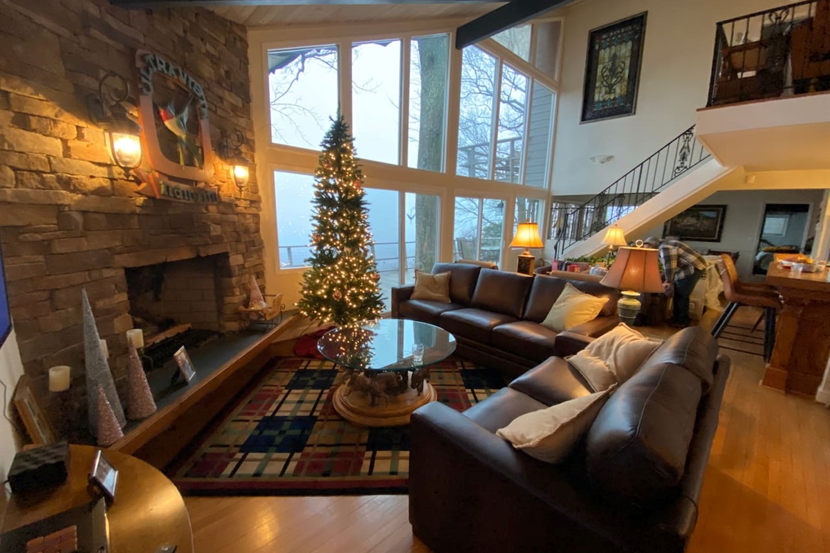 Main Level Christmas