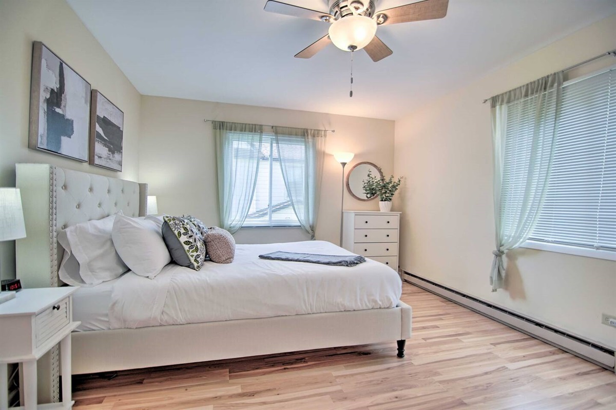 Plenty of relaxation, peace and quiet, plus fresh linens, pillows, and blankets are on hand.