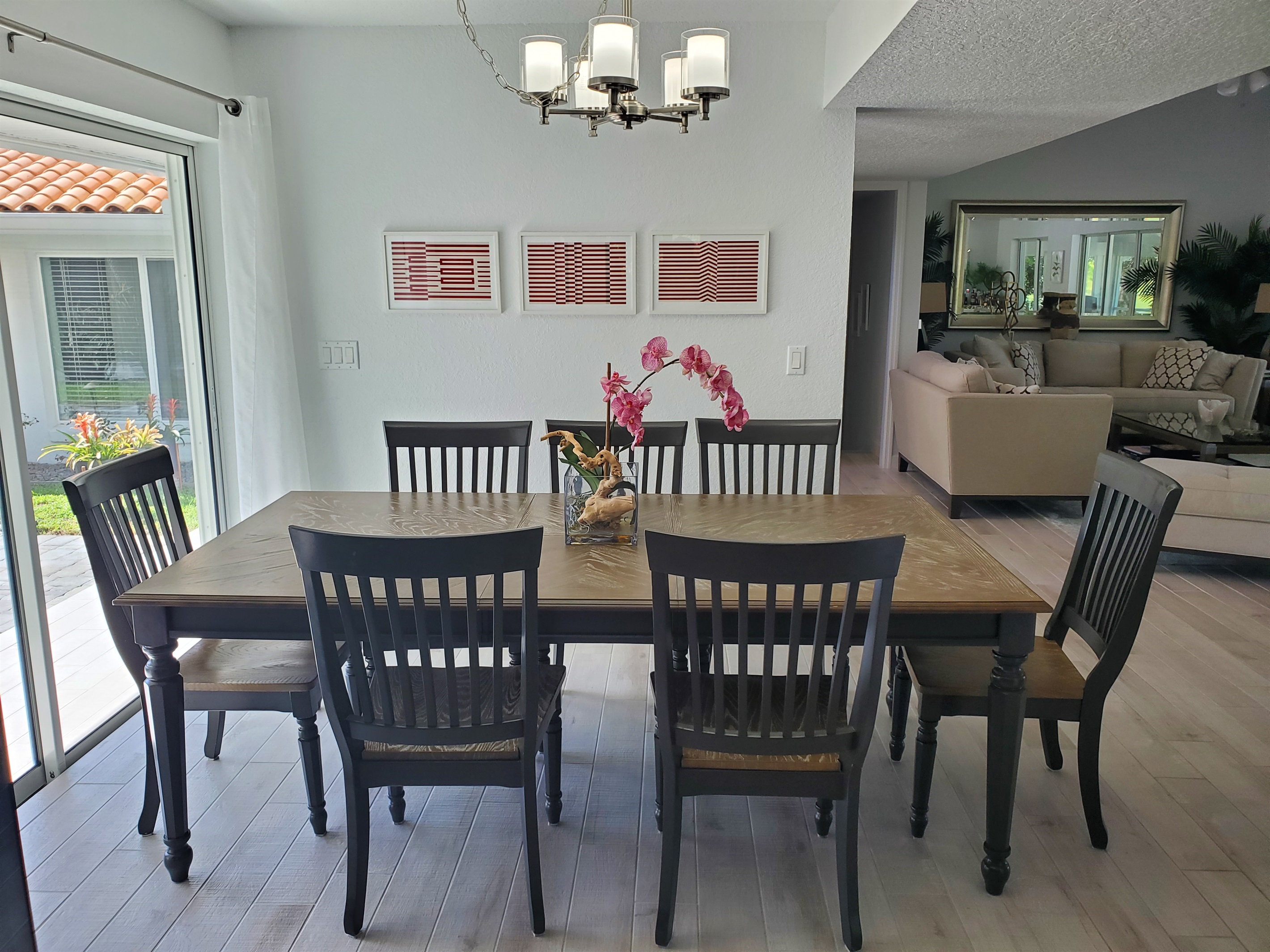 Dining room table