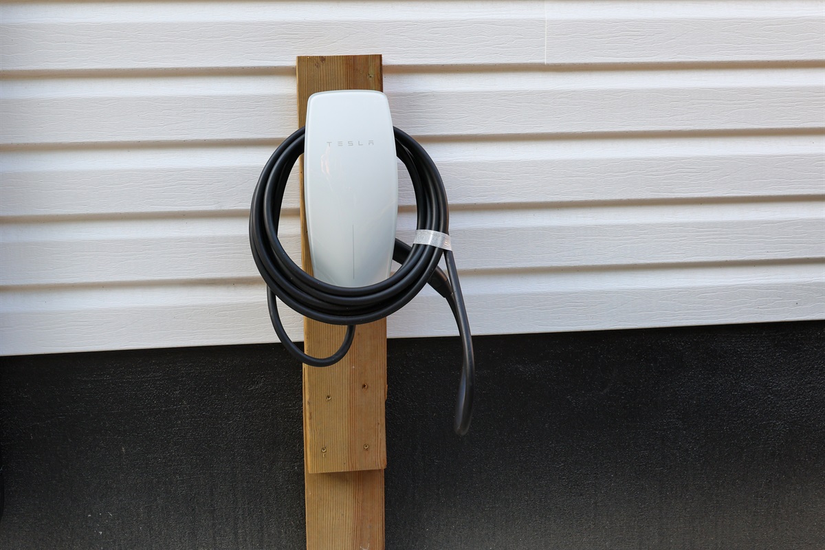 EV Tesla Car Charger
