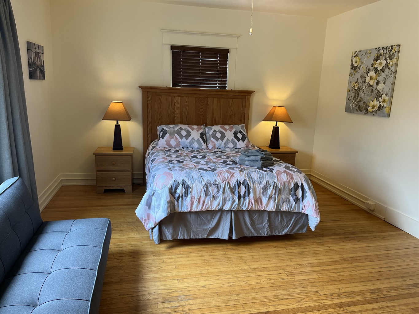 Queen bedroom 1