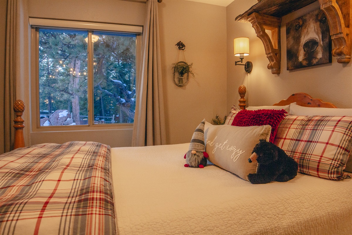 Queen Bedroom Holidays