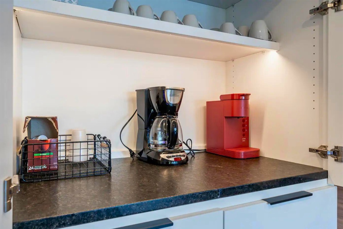 [Kitchen] There is a Drip Coffee Maker and a Keurig Coffee Maker, Perfect for Your Morning Cup of Joe!