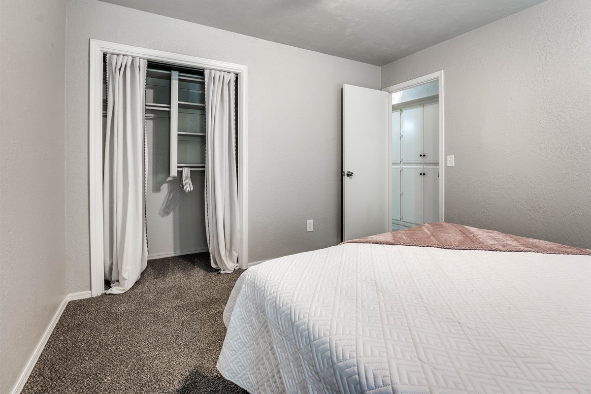 Guest Bedroom 1