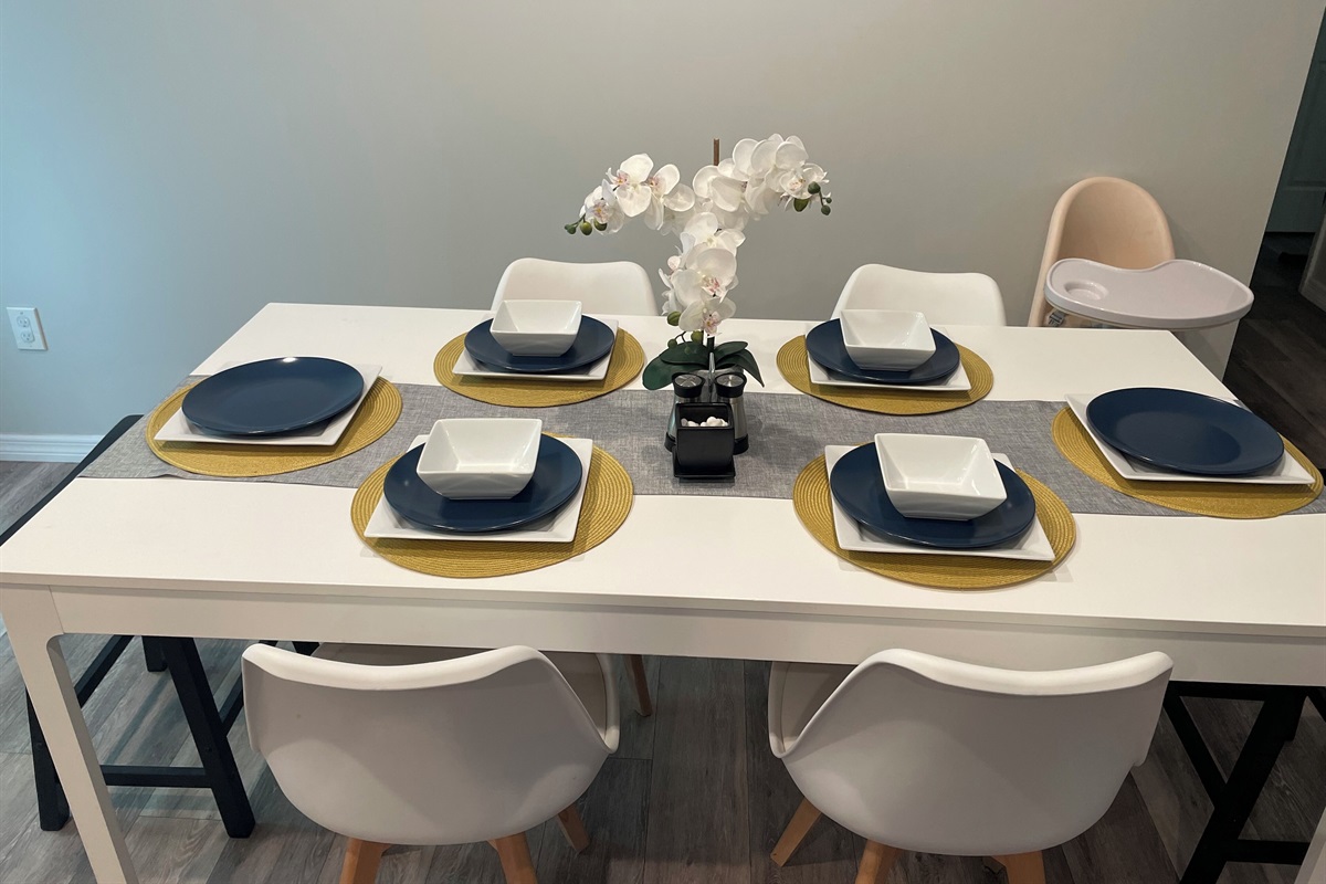 Off kitchen dining