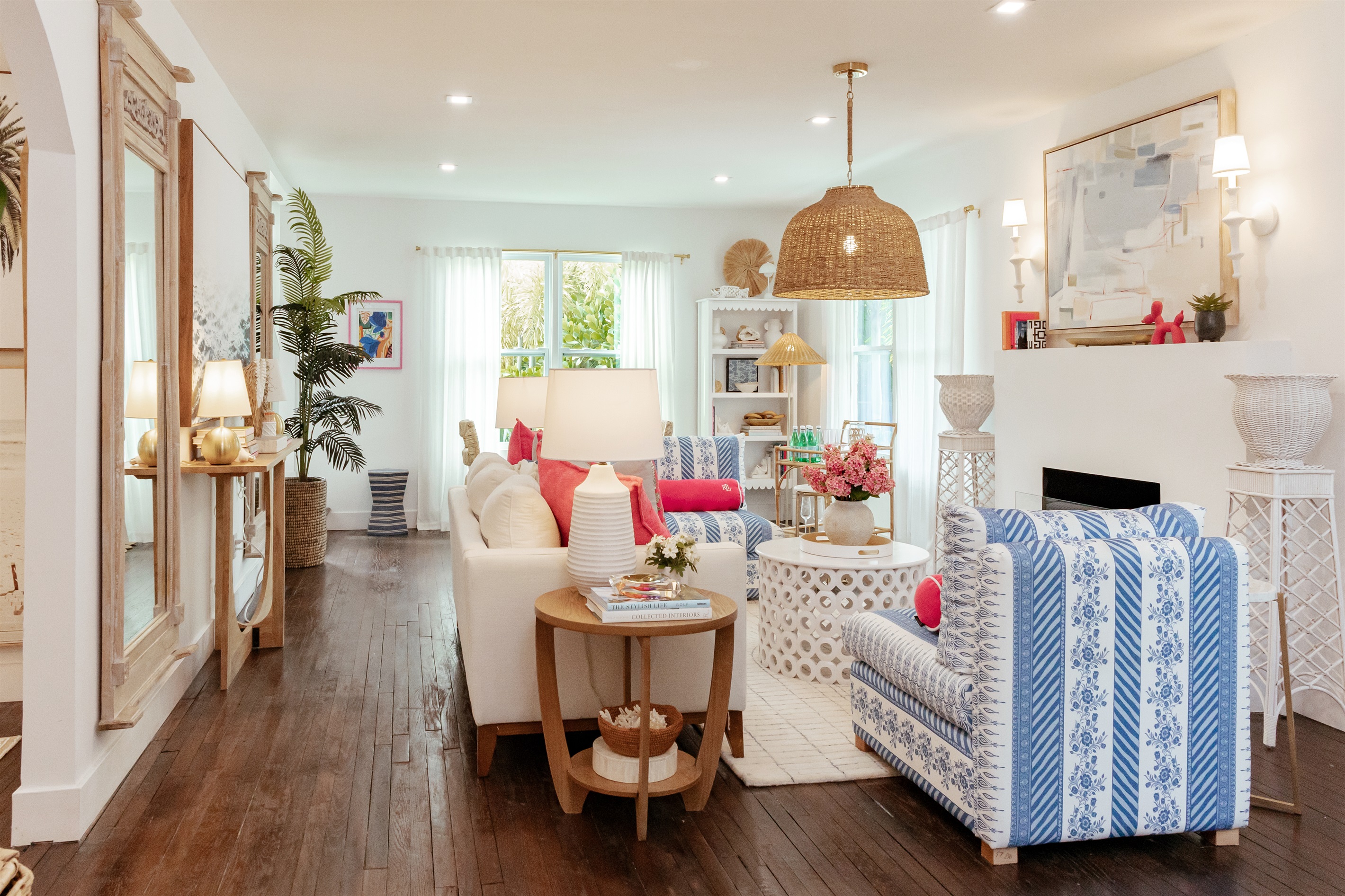 The parlor is tastefully designed for your comfort, from the Ralph Lauren accent pillows to lighting, decoration and comfortable seating.