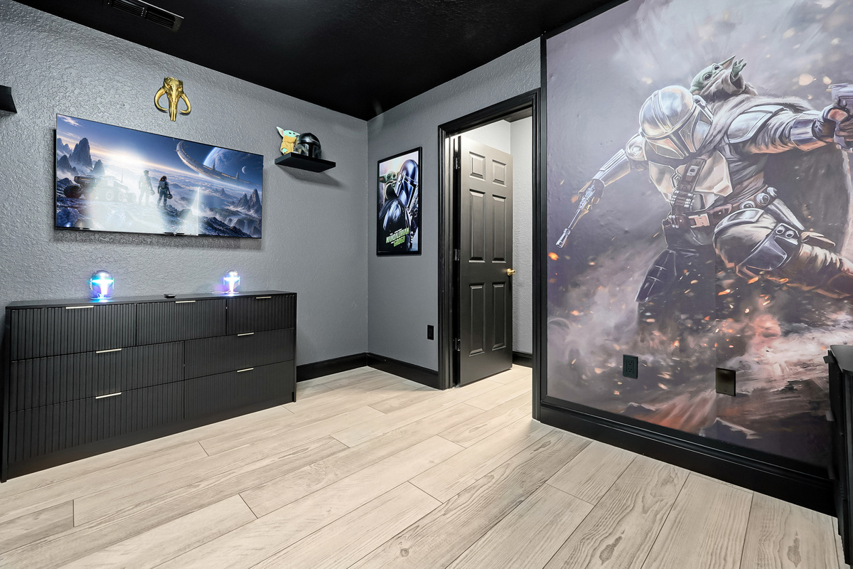 Mandalorian bunk room