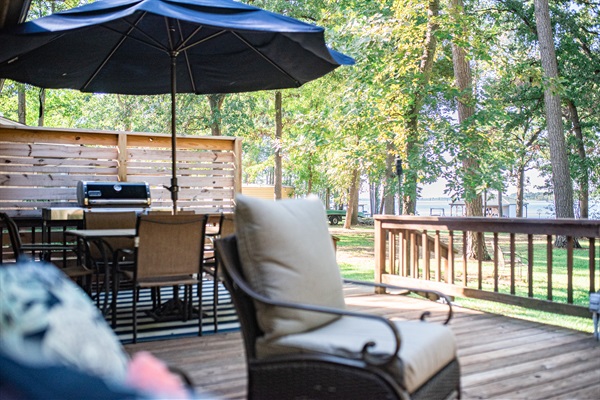 Cozy seating for your morning coffee & afternoon cocktails